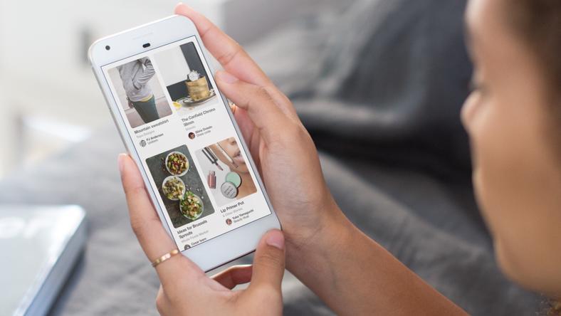 这家和Facebook、Twitter同时起家的公司,终于上市了